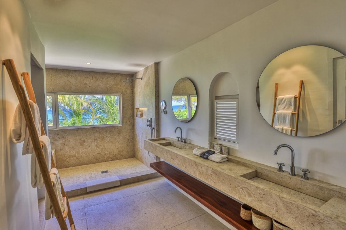 38 Location villa Terres Basses Saint Martin_sdb 5